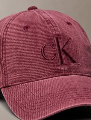 Женские кепки Calvin Klein Embroidered Monogram Garment-Dyed — фото 3