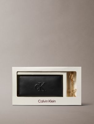Женский брелок Calvin Klein Sculpted Monogram Zip Wallet & Key Fob, цвет: Чёрный / Золотой