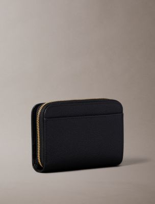 Женский кошелёк Calvin Klein Minimal Monogram Zip Flap, цвет: Чёрный — фото 2