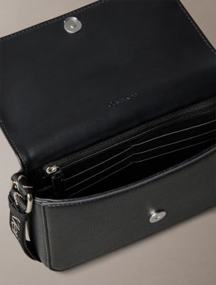 Женские сумки Calvin Klein Ultralight Phone Crossbody — фото 2