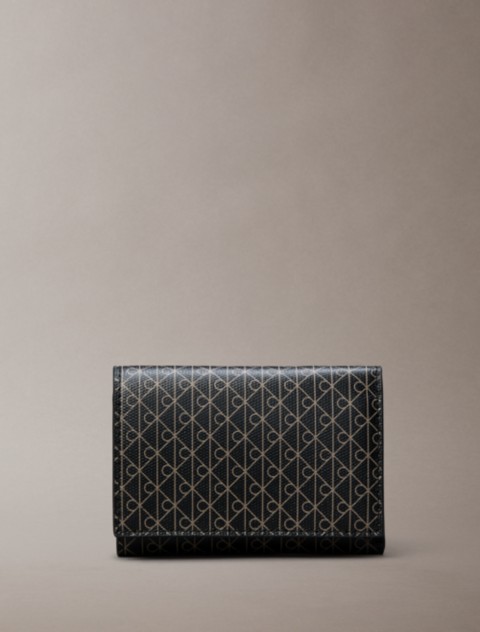 Женские кошельки Calvin Klein Allover Emblem Logo Trifold Wallet