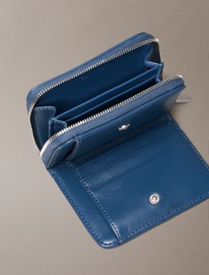 Женский кошелёк Calvin Klein Quilted Emblem Logo Zip Flap, цвет: Key Largo — фото 2