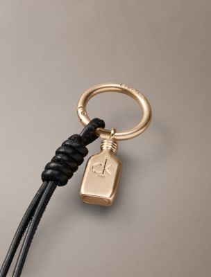 Женский брелок Calvin Klein CK One Bottle Mini Key Charm, цвет: Чёрный — фото 3