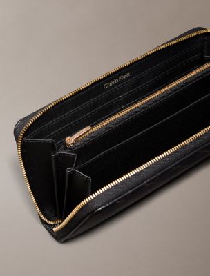 Женский кошелёк Calvin Klein Coated Monogram Long Zip Wallet, цвет: Чёрный / Кофейный — фото 2