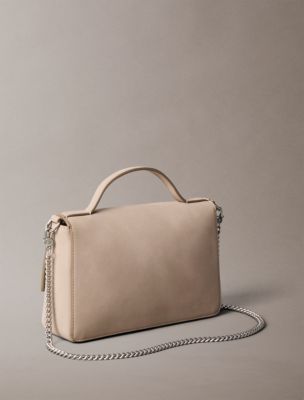 Женские аксессуары Calvin Klein Sueded Minimal Monogram Flap Phone Crossbody — фото 2