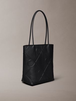 Женские сумки Calvin Klein Embossed Emblem Logo Small — фото 2
