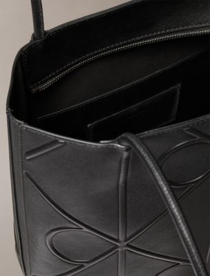 Женские сумки Calvin Klein Embossed Emblem Logo Small — фото 3