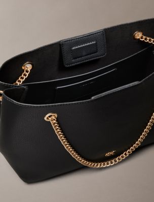 Женские сумки Calvin Klein Minimal Monogram Chain Shoulder — фото 3
