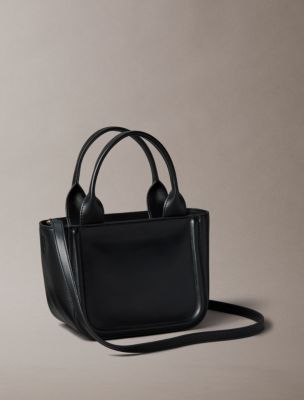 Colin⑅︎◡̈︎*◡̈TEMBEA|BAGUETTE TOTE SMALL Embossed Monogram Logo Small Tote Bag | Calvin Klein