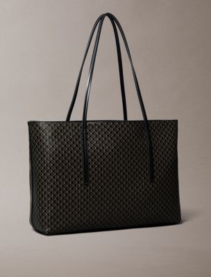 Женские сумки Calvin Klein Allover Emblem Logo with Pouch — фото 2