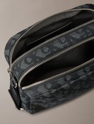 Женские сумки Calvin Klein Ultralight Double Zip Crossbody — фото 3