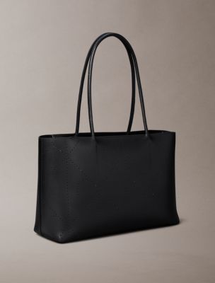 Женские сумки Calvin Klein Perforated Emblem Logo — фото 2