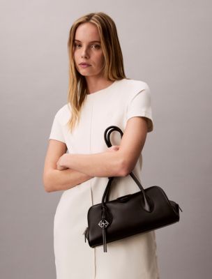 Женские сумки Calvin Klein Emblem Logo Mini Shoulder — фото 5