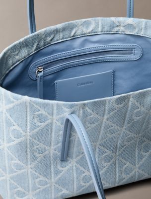 Женские сумки Calvin Klein Allover Emblem Logo Denim Small — фото 2