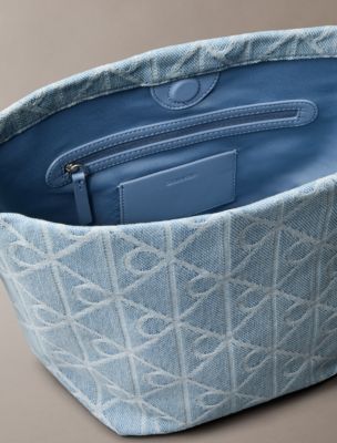 Женские сумки Calvin Klein Allover Emblem Logo Denim Bucket — фото 2