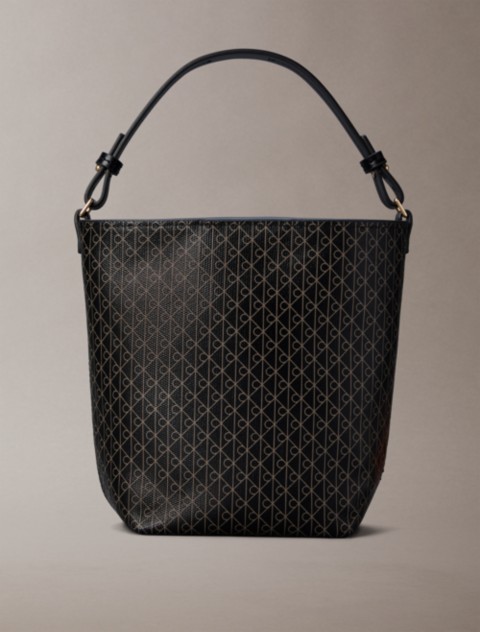Женские сумки Calvin Klein Allover Emblem Logo Small Bucket with Pouch