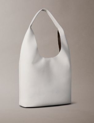 Женская сумка Calvin Klein Pebble Grain Medium Slouchy, цвет: Белый — фото 2