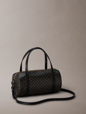 Женские сумки Calvin Klein Emblem Logo Small Duffle — фото 2