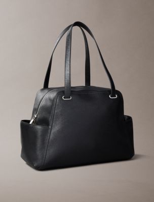 Женские сумки Calvin Klein Embossed Monologo Pocket — фото 2