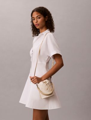Женские сумки Calvin Klein Allover Monogram Bucket — фото 4