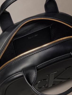 Женские сумки Calvin Klein Monogram Mini Dome Bauletto — фото 3