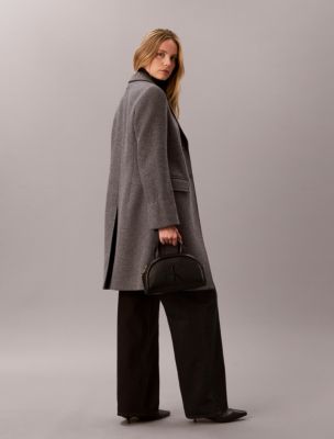 Женские сумки Calvin Klein Monogram Mini Dome Bauletto — фото 4
