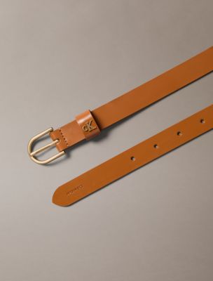 Женские ремни Calvin Klein Monogram Rounded Buckle Belt — фото 2