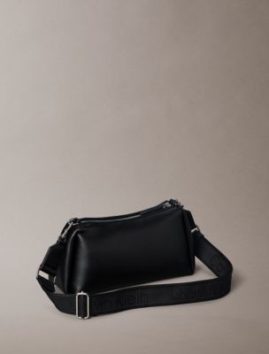 Женские сумки Calvin Klein Signature Logo Strap Small Shoulder — фото 2