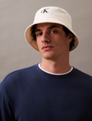 【 】CKJ Monogram Logo Bucket Hat_TRAVERTINE Compact Monogram Logo Bucket Hat | Calvin Klein
