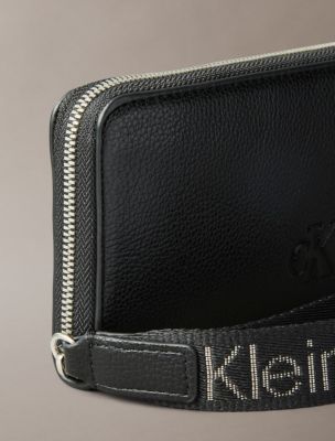 Женские аксессуары Calvin Klein Ultralight Wristlet — фото 3