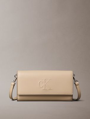 Sculpted Impression Wallet, Crockery