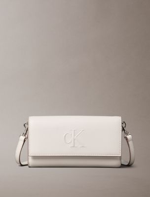 Sculpted Impression Wallet