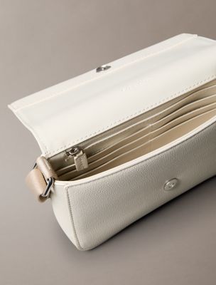   カルバンクライン Phone Flap Crossbody バッグ All Day Phone Flap Crossbody Bag | Calvin Klein