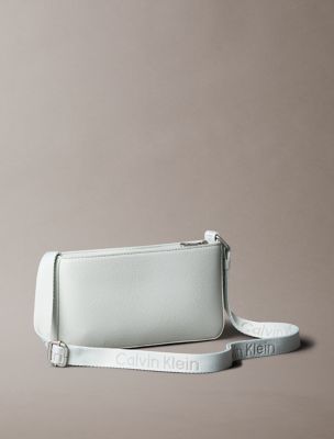 CK Jeans■(W) Lock Long Flap Phone Crossbody Bag ■送料込 All Day Phone Zip Crossbody Bag | Calvin Klein
