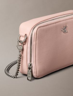 Женские сумки Calvin Klein Minimal Monogram Camera — фото 4