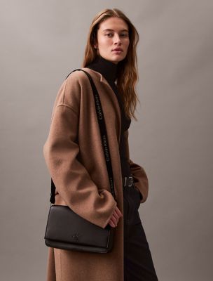 「大人気 新入荷 新品」に該当するファッション通販 Flap Day All Crossbody Klein Calvin | Bag ジャケット・アウター