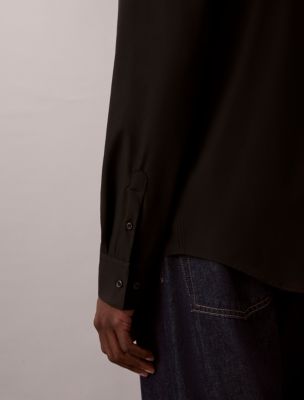 Мужская рубашка Calvin Klein Tech Stretch Slim Button-Down, цвет: Чёрный — фото 4