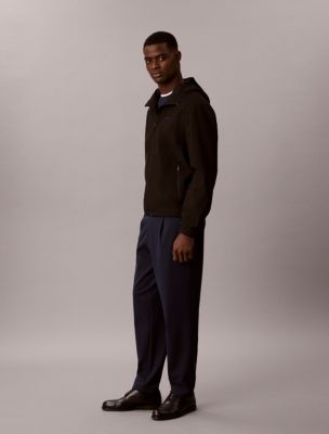 Мужские брюки Calvin Klein Tech Knit Tapered Pleated Pants — фото 2