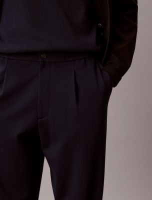 Мужские брюки Calvin Klein Tech Knit Tapered Pleated Pants — фото 3