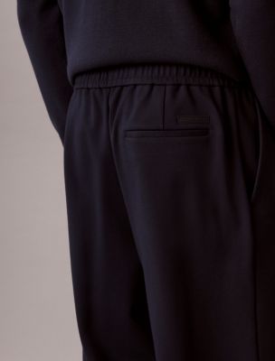 Мужские брюки Calvin Klein Tech Knit Tapered Pleated Pants — фото 6