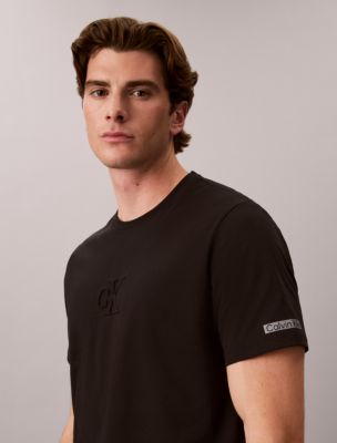 Мужские футболки Calvin Klein Embossed Monogram Logo Tee — фото 3