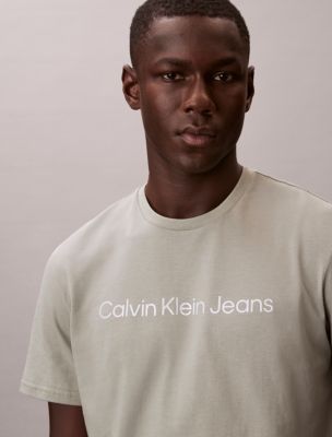 Мужские футболки Calvin Klein Foil Logo Graphic Classic T-Shirt — фото 3