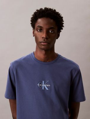 Center Monogram Logo Tee | Calvin Klein