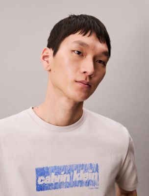 Мужские футболки Calvin Klein Faded Logo Graphic Classic T-Shirt — фото 3