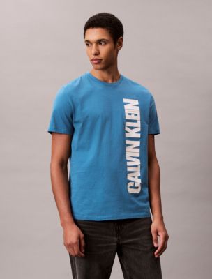 Мужские футболки Calvin Klein Vertical Logo Graphic Classic T-Shirt — фото 3