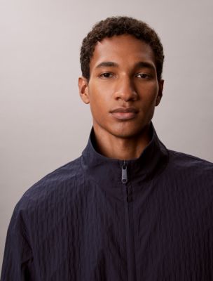 Мужские куртки Calvin Klein Emblem Logo Windbreaker Jacket — фото 2
