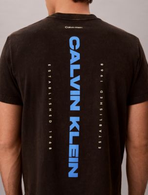 Мужские футболки Calvin Klein Washed Compact Logo Graphic Classic T-Shirt — фото 3