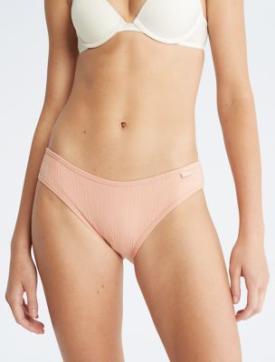 Ribbed Bikini, Gentle