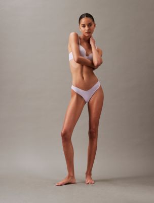 Calvin Klein Women's Thong 0000F3786E Panties, Very Berry, S :  : Fashion
