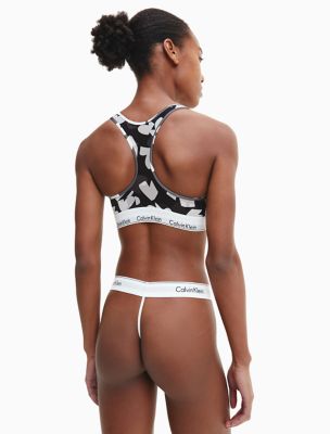 Modern V Day String Thong Calvin Klein USA